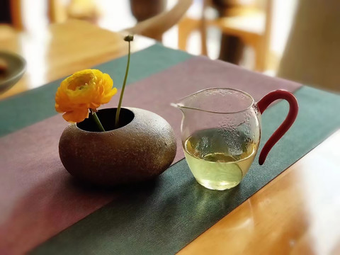 养生茶饮攻略：揭秘茶叶的神奇功效